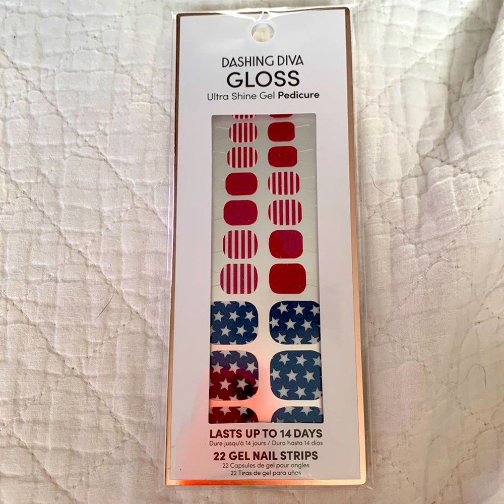 Dashing Diva Gloss Pedicure